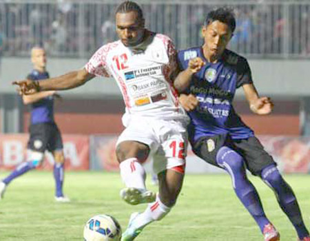 Prediksi Bola: Arema vs Persipura 16 Juli 2017