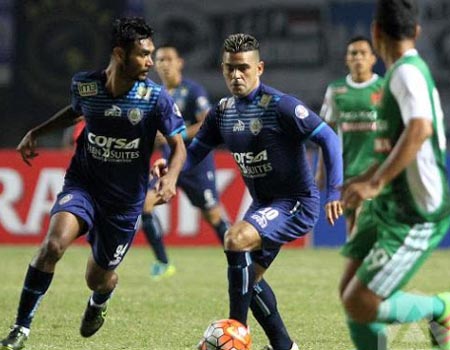 Prediksi Bola: Arema vs PS TNI 14 Oktober 2017