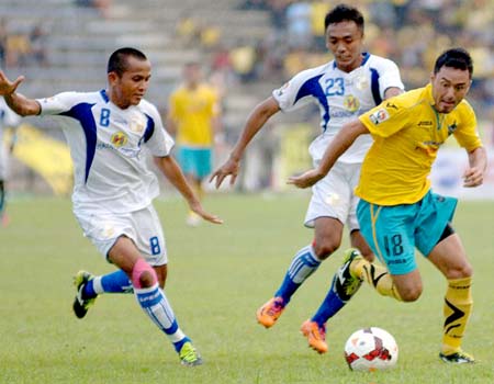 Prediksi Bola: Barito Putera vs Gresik United 19 Mei 2017