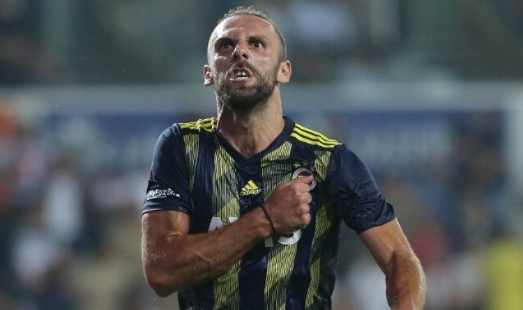 MU Buru Striker Timnas Kosovo Bruno Fernandes
