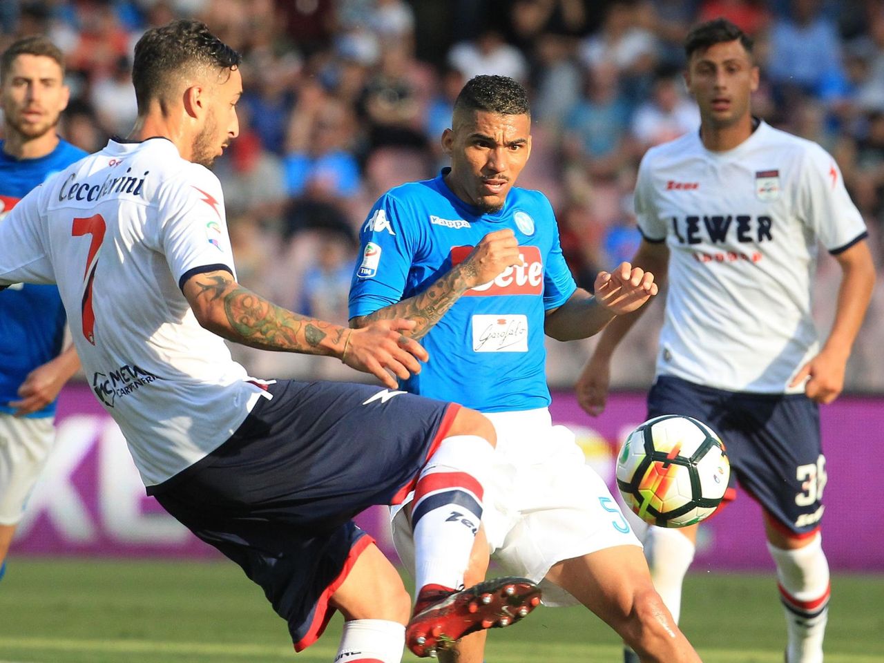 Prediksi Bola: Crotone vs Napoli 7 Desember 2020