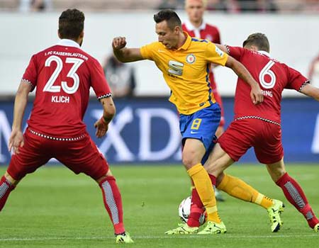 Prediksi Bola: Kaiserslautern vs Braunschweig 29 Agustus 2017