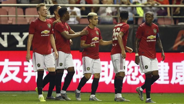 Karena Faktor Keamanan, MU Batalkan TC Ke Timur Tengah