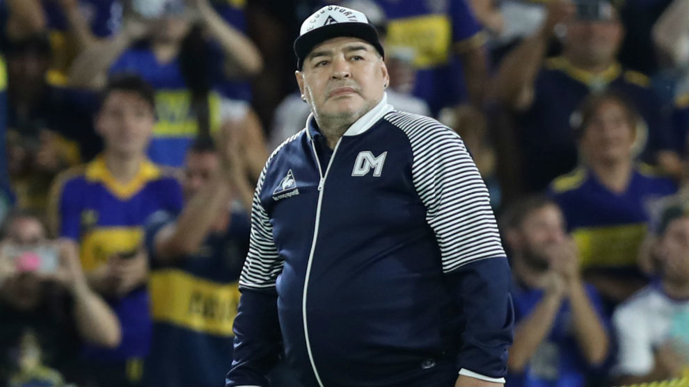 Maradona Lebih Banyak Berbicara di Lapangan Dibandingkan Messi