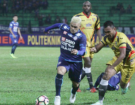 Prediksi Bola: Mitra Kukar vs Arema 20 September 2017