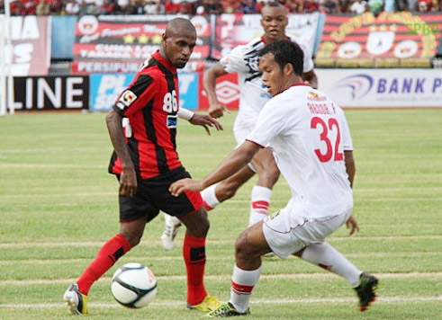 Prediksi Bola: Mitra Kukar vs Persipura 17 September 2018