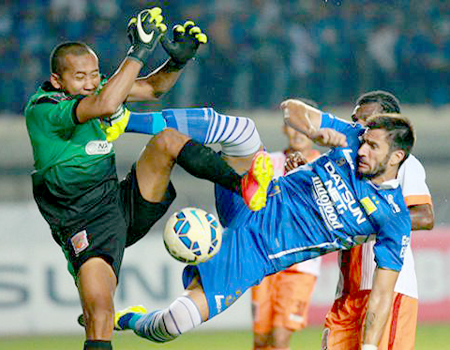 Prediksi Bola: Persib vs Pusamania 5 Maret 2017