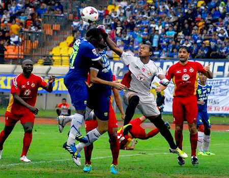 Prediksi Bola: Persib vs Semen Padang 11 Maret 2017