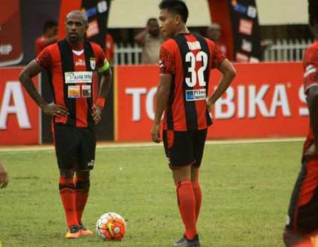 Prediksi Bola: Persipura vs PS TNI 23 Juli 2017