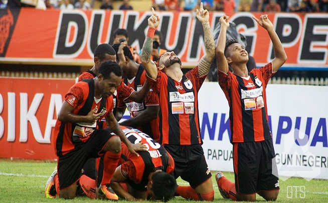 Prediksi Bola: Persipura vs PSM 4 Juni 2018