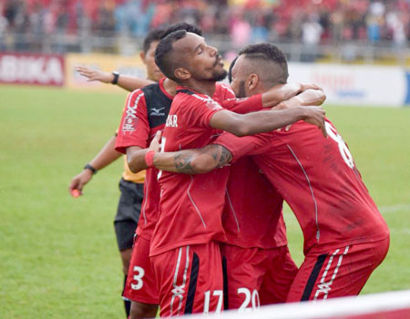 Prediksi Bola: Semen Padang vs Persipura 28 April 2017