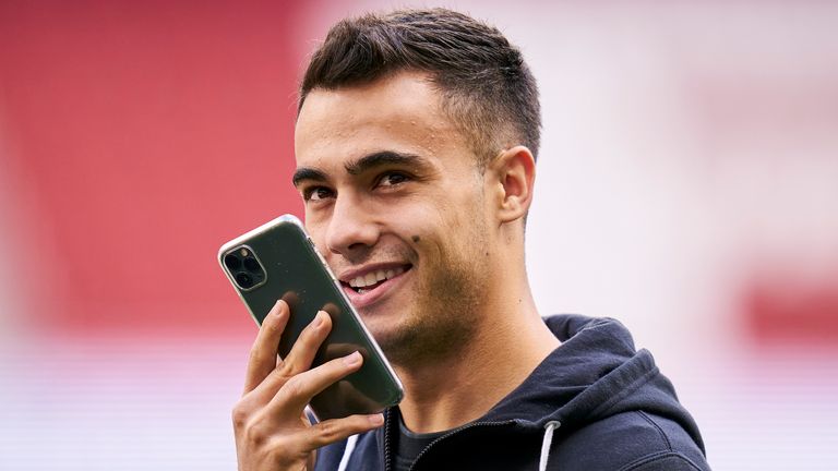 Chelsea Bergabung dengan Everton dalam Perebutan Bek Kiri Real Madrid