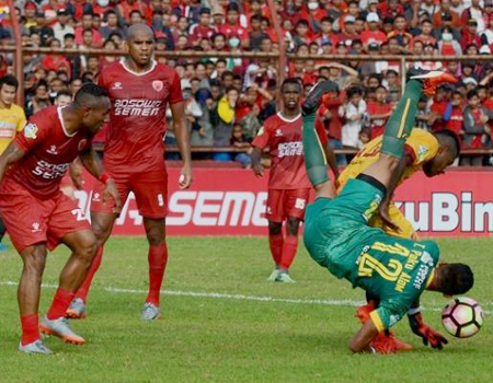 Prediksi Bola: Sriwijaya FC vs PSM 17 September 2017