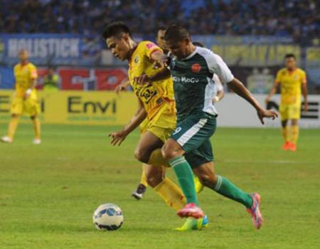 Prediksi Bola: PS TNI vs Arema FC 3 Juli 2017