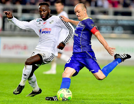 Prediksi Bola: Valenciennes vs Amien 18 Februari 2017