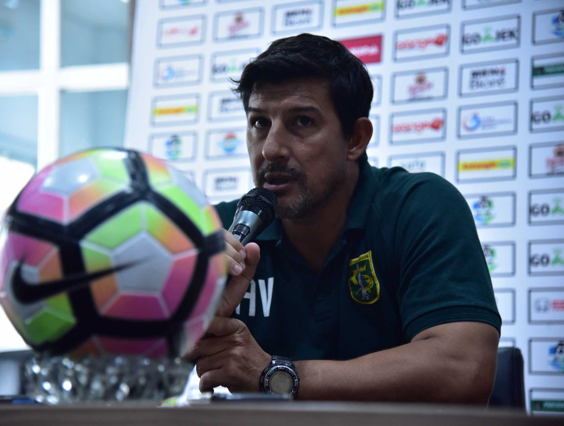 Kekuatan Agak Timpang, Persebaya Tetap Bidik Poin Di Serui 