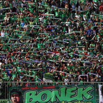 Bonek Siap Hijaukan Derby Suramadu 