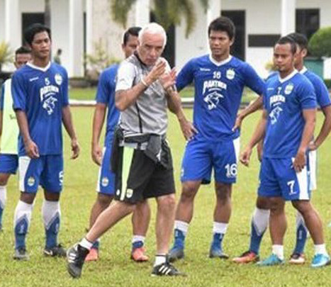 Gomez Pastikan Persib Sudah Sangat Siap Hadapi Sriwijaya FC 