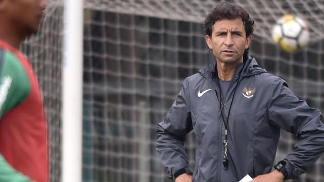 Ini Alternatif Pengganti Luis Milla Di Kursi Kepelatihan