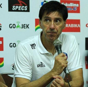 Ditahan Persija, Pelatih Arema Apresiasi Kerja Keras Pemainnya 