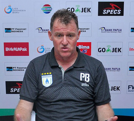Tak Pernah Menang Tandang, Persipura Evaluasi Pelatih Peter Butler