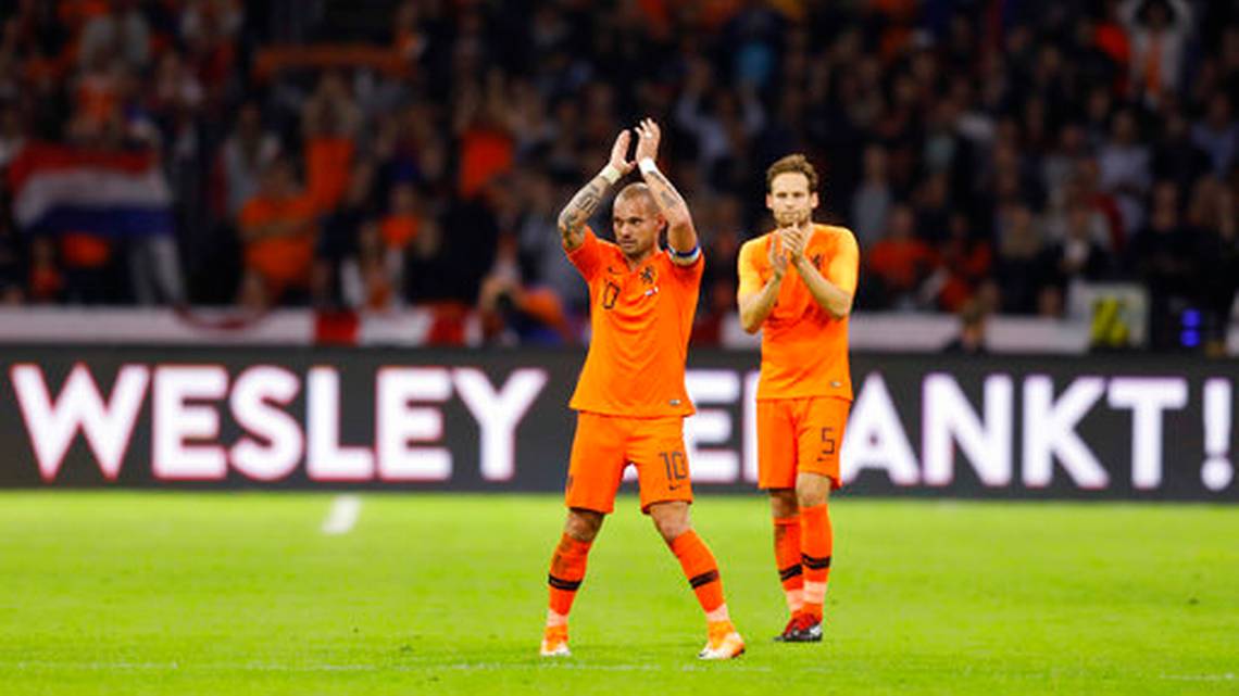 Belanda Bekuk Peru 2-1, Laga Perpisahan Manis Weley Sneijder 