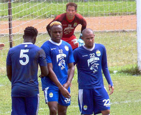 Persib Kontra Bhayangkara FC, Sama Sama Kehlangan Pemain Utama 